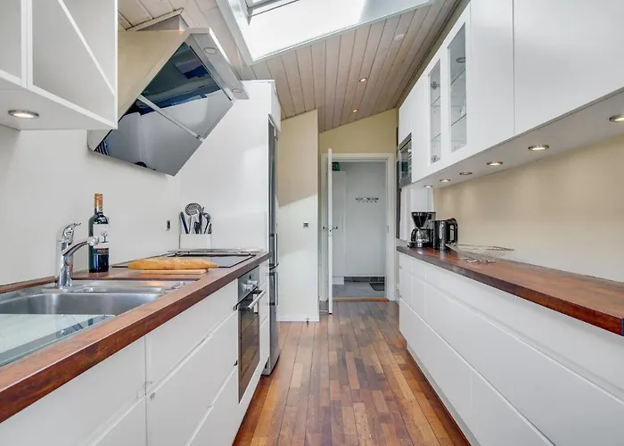 Three-bedroom In Nyaraló *