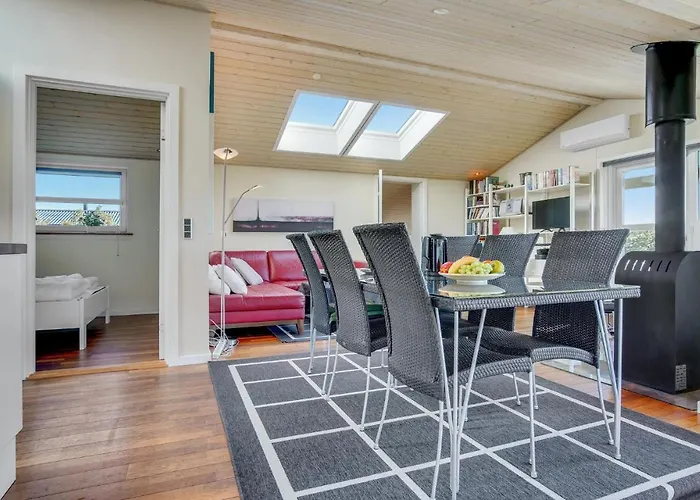 Nyaraló Three-bedroom In Hjørring